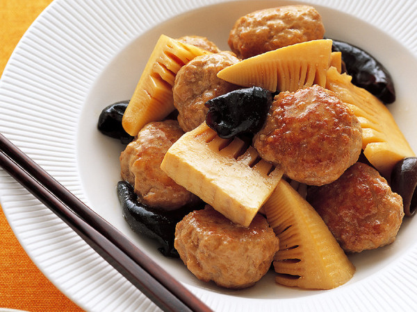 肉だんごとたけのこの中華煮