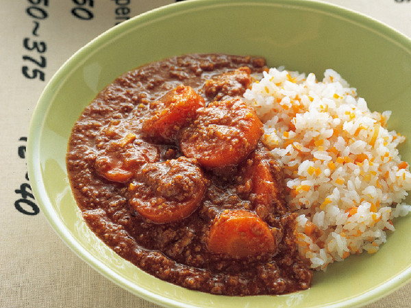 にんじんとひき肉のカレー