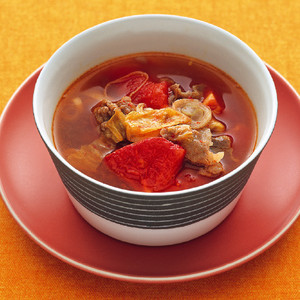 牛肉とトマトのキムチスープ