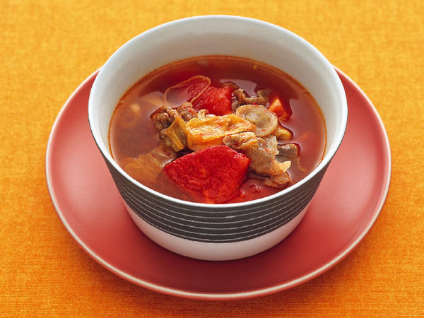 牛肉とトマトのキムチスープ