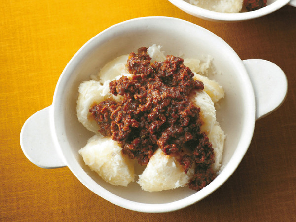 粉ふきいもの肉みそのせ