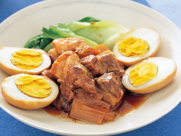 ゆで卵と豚肉の中華煮