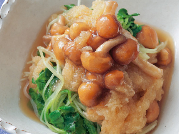 なめこと貝割れ菜のおろしあえ