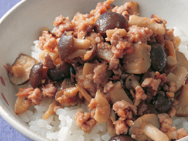 肉みそしめじ