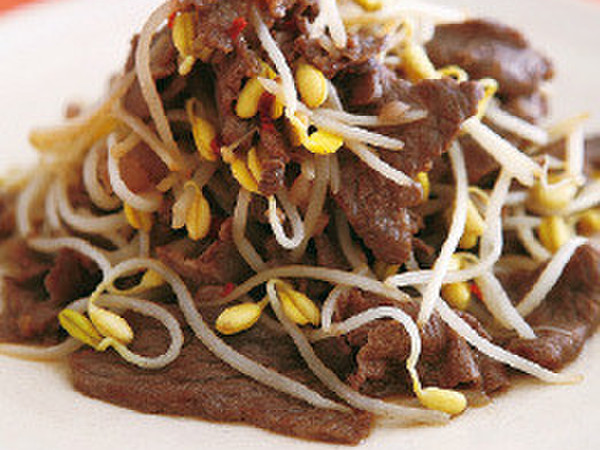 牛肉と豆もやしのエスニック炒め