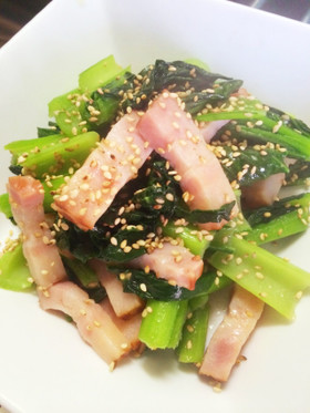 味覇だけで味付け!小松菜の中華炒め