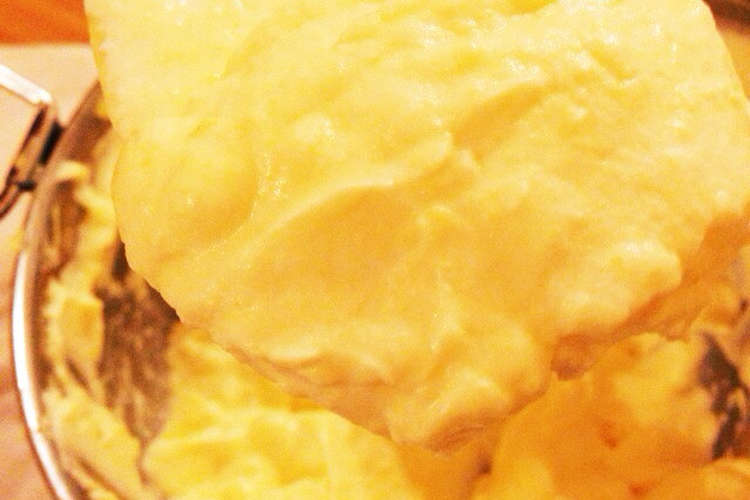 簡単ふわふわホイップカスタード