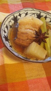 黒酢と八角の豚角煮♪の写真