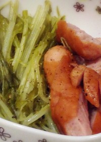 ローリエ☆水菜とウインナーの簡単煮込み