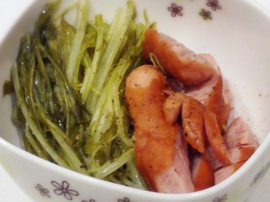 ローリエ☆水菜とウインナーの簡単煮込みの写真