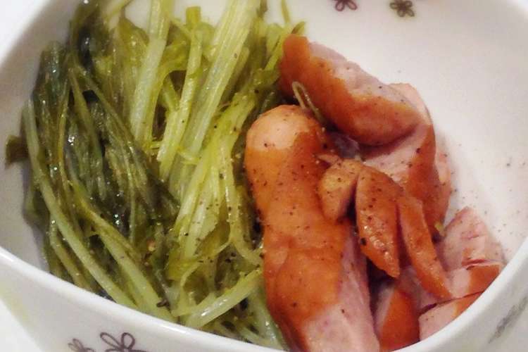 ローリエ 水菜とウインナーの簡単煮込み レシピ 作り方 By はまずみゆきこ クックパッド 簡単おいしいみんなのレシピが357万品