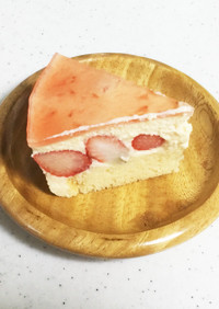 苺のカスタードムースケーキ