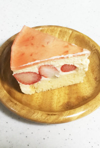 苺のカスタードムースケーキ