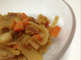 *ホクホク肉じゃが風煮物*
