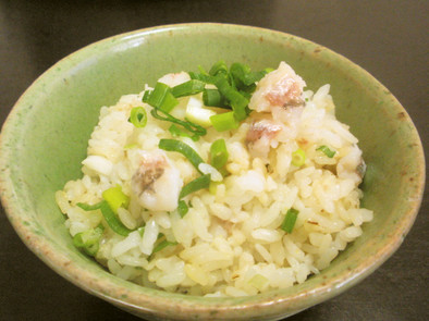 愛知の魚100選　ニギスの炊かず飯の写真