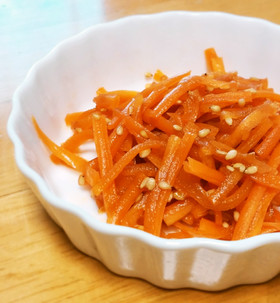 レンジで1分半!人参のきんぴら☆お弁当