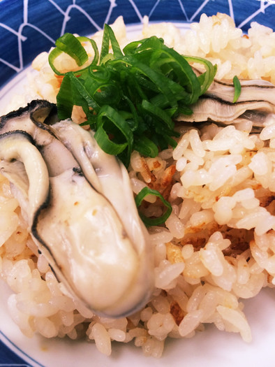 うわっ！やば！魚屋の牡蠣飯♬の写真