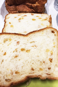 メープルピーナッツ食パン