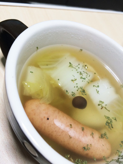 白菜の洋風スープの写真