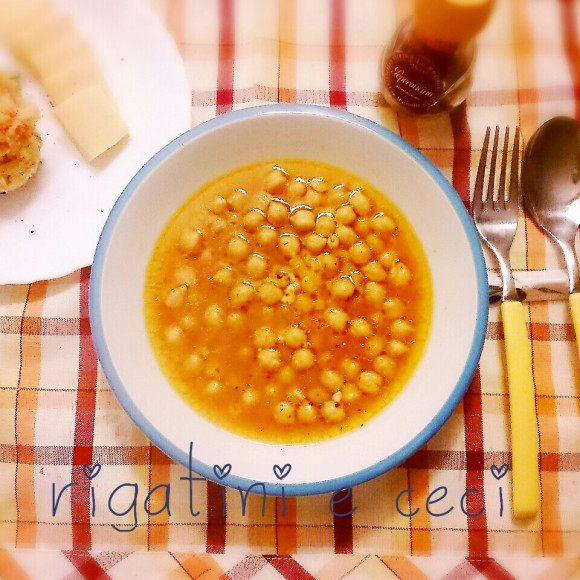 ヒヨコ豆とトマトのスープパスタの画像