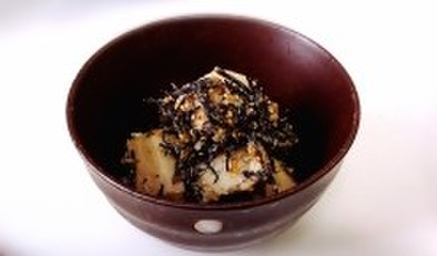 無塩料理☆里芋とひじきの胡麻和えの写真