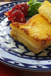 簡単朝食♡ハムチーズのフレンチトースト
