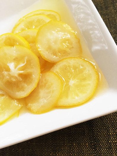 風邪予防！使い方色々レモンのシロップ漬けの写真