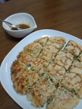 節約でも美味!!もやしとニラのチヂミ!!