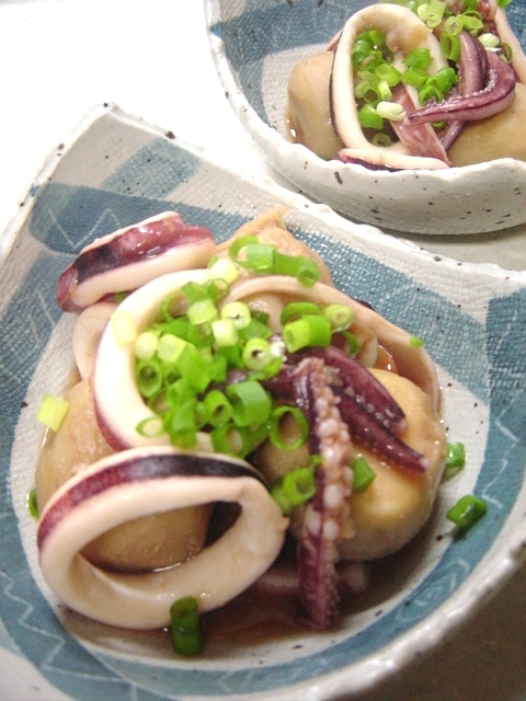 里芋とイカの味噌煮の画像