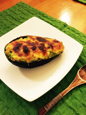 簡単☆アボカドと豆腐のオーブン焼き