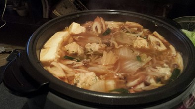 蓬莱 551 煮込み麺 で旨辛キムチ鍋の写真