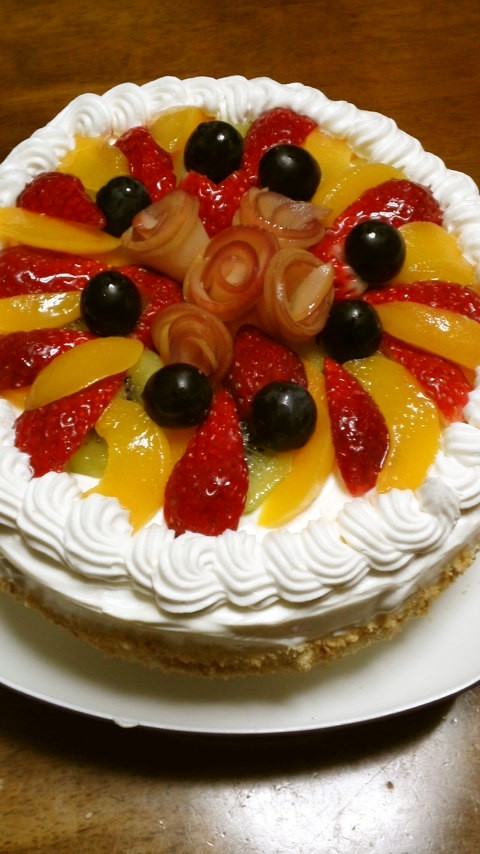 豪華☆フルーツ盛り☆デコレーションケーキの画像