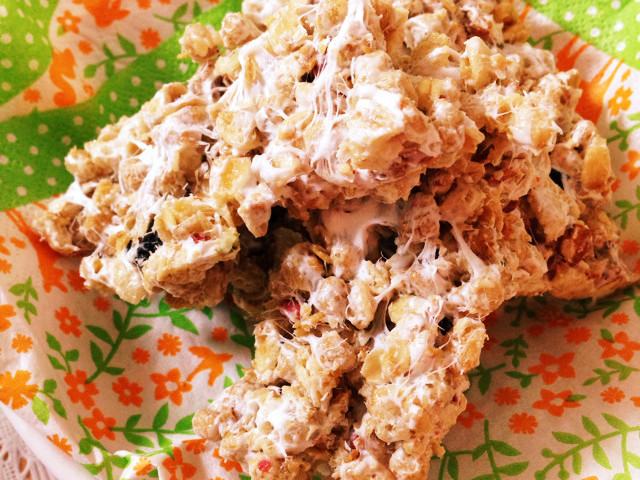 朝ご飯 持ち運びに フルグラアーモンド レシピ 作り方 By あやぴよこ クックパッド 朝ご飯 持ち運びに フルグラアーモンド レシピ 作り方 By あやぴよこ クックパッド