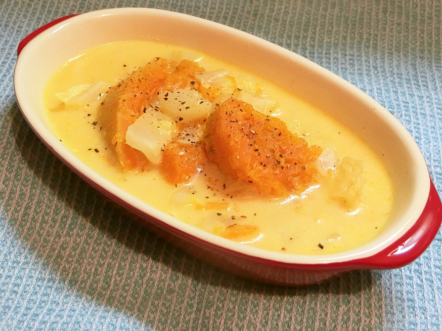 鶴首かぼちゃと白菜のクリームチーズスープの画像