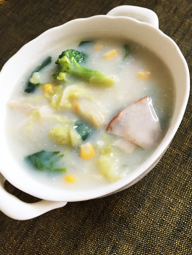 白菜と豆乳のごちそうスープの画像