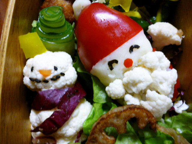 玄米菜食のクリスマス弁当☆簡単に隙間埋めの画像