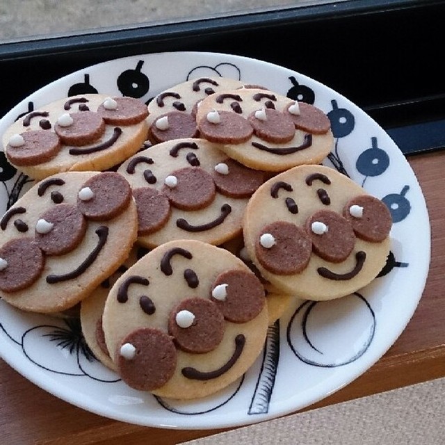もう８年間焼いてる アンパンマンクッキー レシピ 作り方 By 駄猫ちゃん クックパッド 簡単おいしいみんなのレシピが366万品