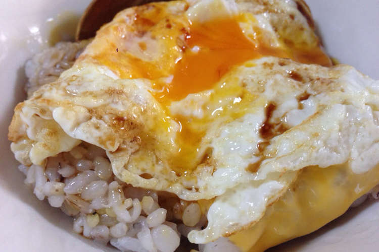 貧乏飯と言わないで 目玉焼き乗っけごはん レシピ 作り方 By ぼぎ クックパッド 簡単おいしいみんなのレシピが354万品