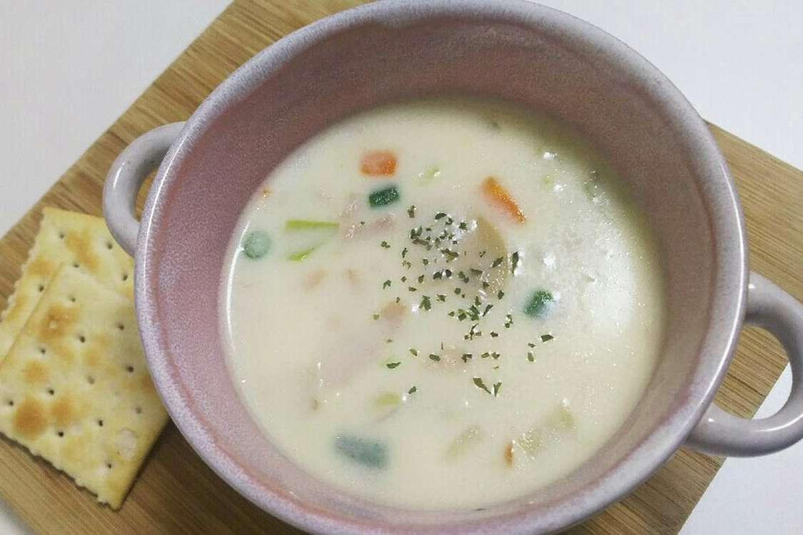 ベジタブルとベーコンのクリームスープ レシピ 作り方 By Pokoぽん 彡 クックパッド 簡単おいしいみんなのレシピが379万品