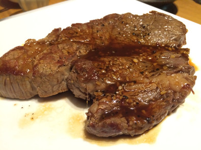 ミディアムレアなステーキの焼き方 QCの写真