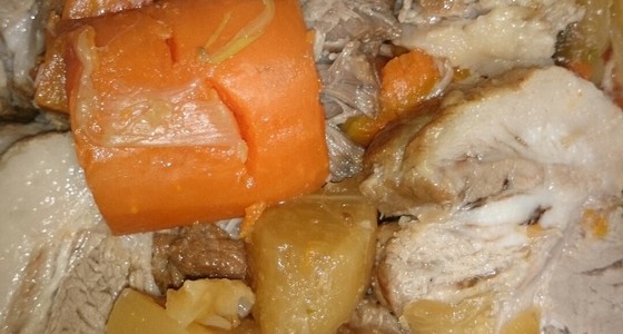 豚肉かたまりとにんじん、大根のやわらか煮 by さたかあさん 【クックパッド】 簡単おいしいみんなのレシピが350万品