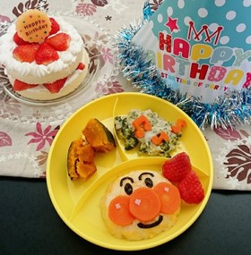 一歳の誕生日 離乳食アンパンマンプレート