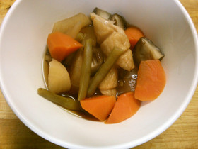おせちにも 竹輪 インゲン入りの 筑前煮