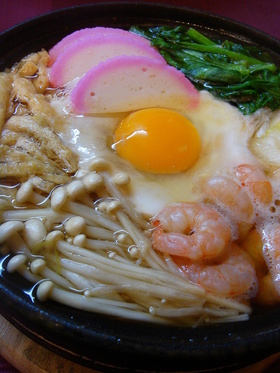 具沢山 口福◇鍋焼きうどん