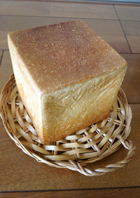 DAILYリッチキューブ食パン1斤