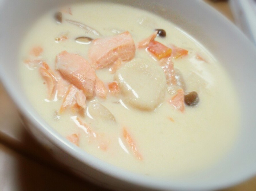 鮭と里芋のチャウダー風ミルクスープの画像