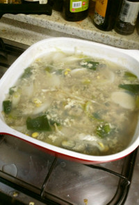 韓国料理 クルトックク(牡蠣と餅スープ)