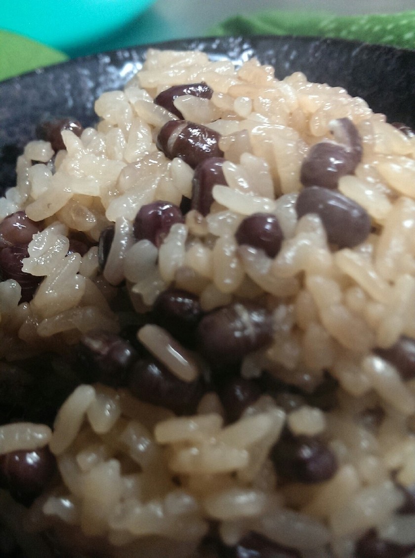 赤飯♪炊飯器で！もち米2対白米2 by じゅげむ？ 【クックパッド】 簡単おいしいみんなのレシピが355万品