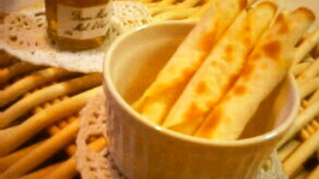 餃子の皮で くるくるシガレット レシピ 作り方 By Pixyまま クックパッド 簡単おいしいみんなのレシピが350万品