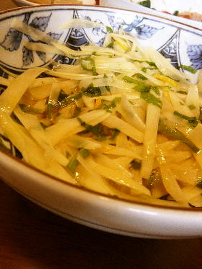 生ジャガ芋のサラダの写真